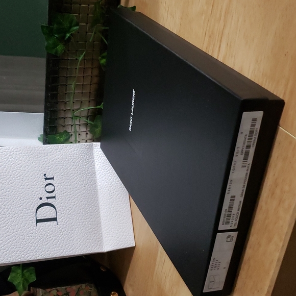 SOLD YSL envelope clutch - Picture 3 of 7